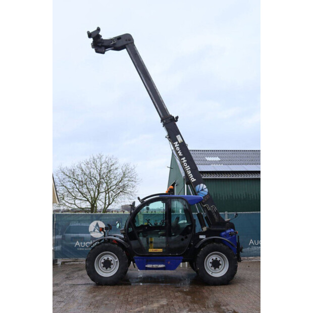 2011 نيو هولاند LM5060-44797737