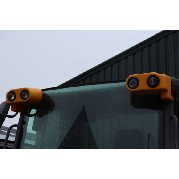 2012 احلامن AZ95-44797890