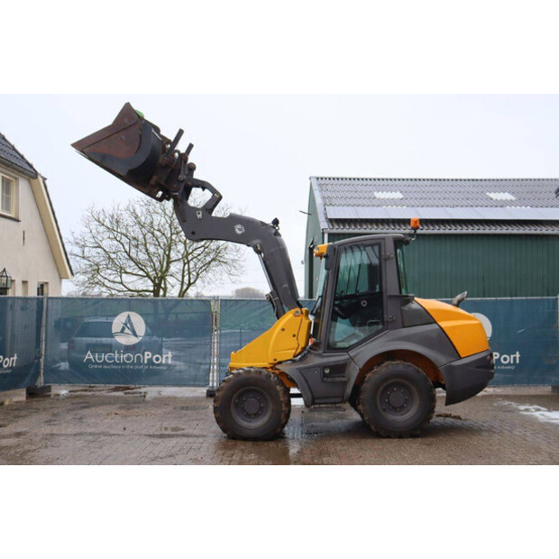 2012 احلامن AZ95-44797910