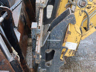 2006-caterpillar-906-1402463-44797926