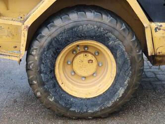 2006-caterpillar-906-1402463-44797933