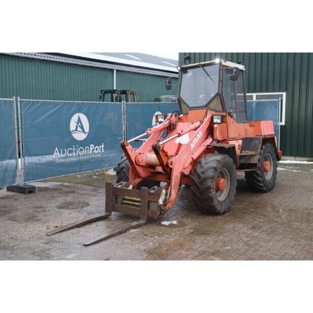 1994 اطلس 72E-44797964