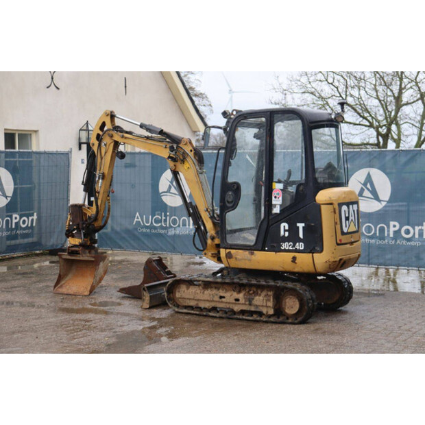 2016 Caterpillar 302.4D-44798035