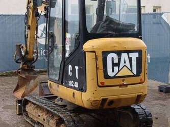 2016-caterpillar-302-4d-44798036