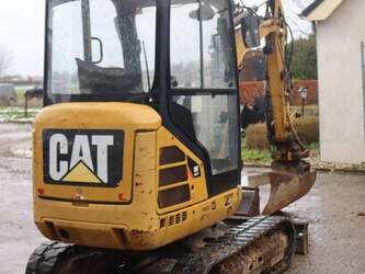 2016-caterpillar-302-4d-44798038