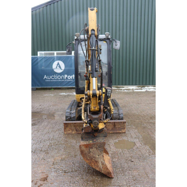 2016 Caterpillar 302.4D-44798040