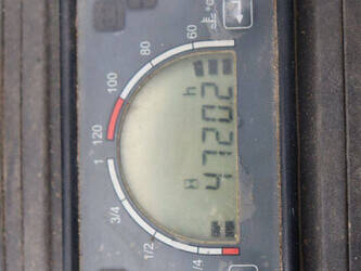 2016-caterpillar-302-4d-44798061