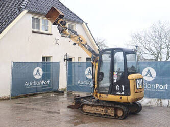 2016-caterpillar-302-4d-44798066