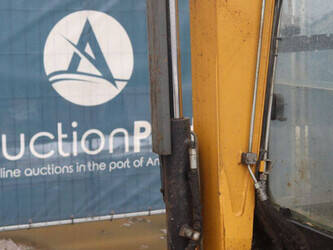 2016-caterpillar-302-4d-44798069