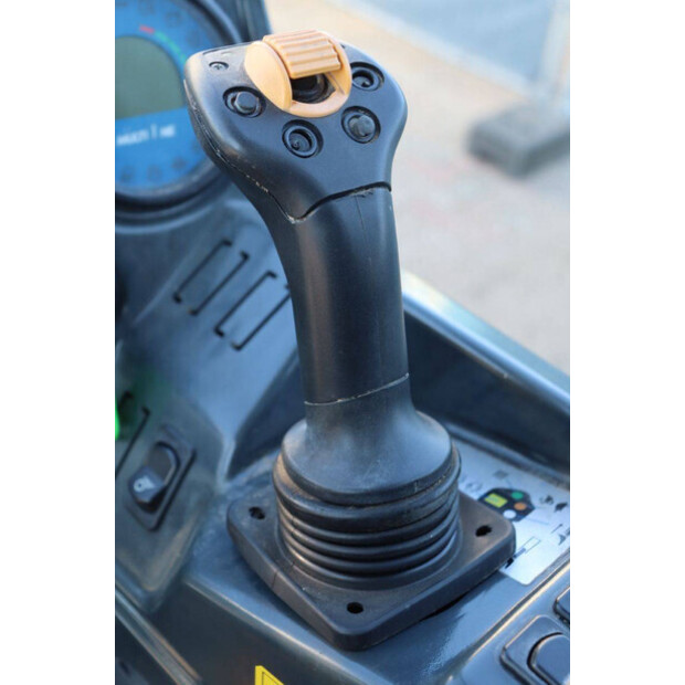 2019 MultiOne 9.5-44798099