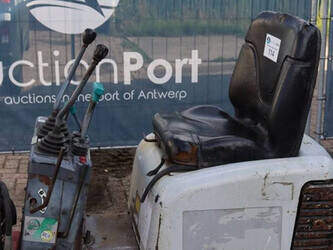 2006-takeuchi-tb108-1402468-44798140