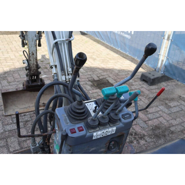 2006 TAKEUCHI TB108-44798142