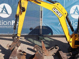 2014-jcb-8018-cts-1402470-44798191