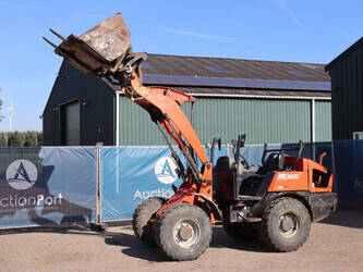 2016-kubota-r065-1402474-44798388