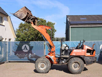 2016-kubota-r065-1402474-44798389