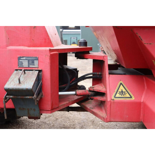 1995 بيرجمان AT 218-44798440