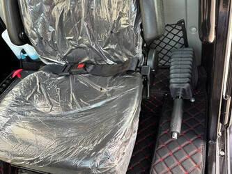 2025-wolf-mini-780t-1402488-44798890