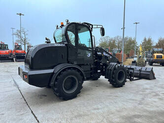 2025-wolf-wl825t-1402491-44798996