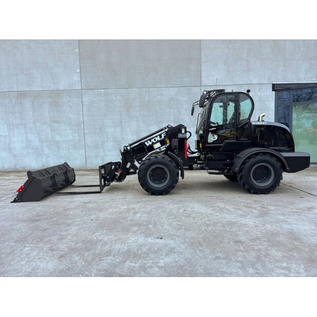 2025 Wolf WL825T-44798999