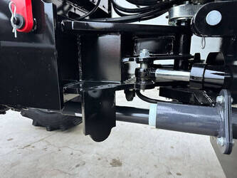 2025-wolf-wl825t-1402491-44799021