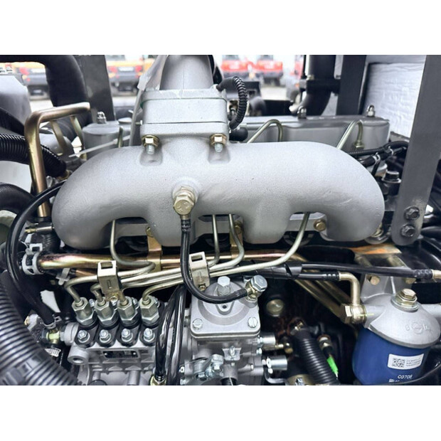 2025 Wolf WL825T-44799027