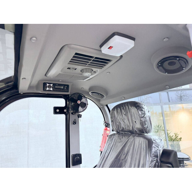 2025 Wolf WL825T-44799030