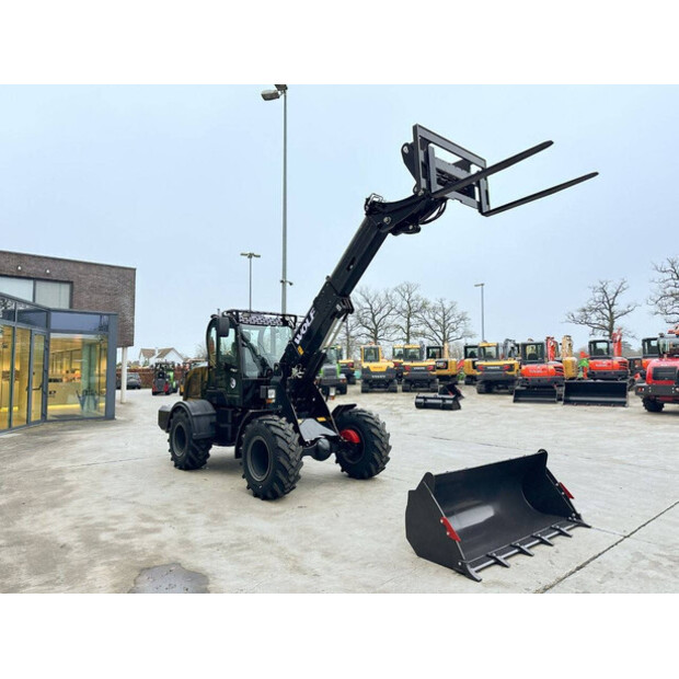 2025 Wolf WL825T-44799039