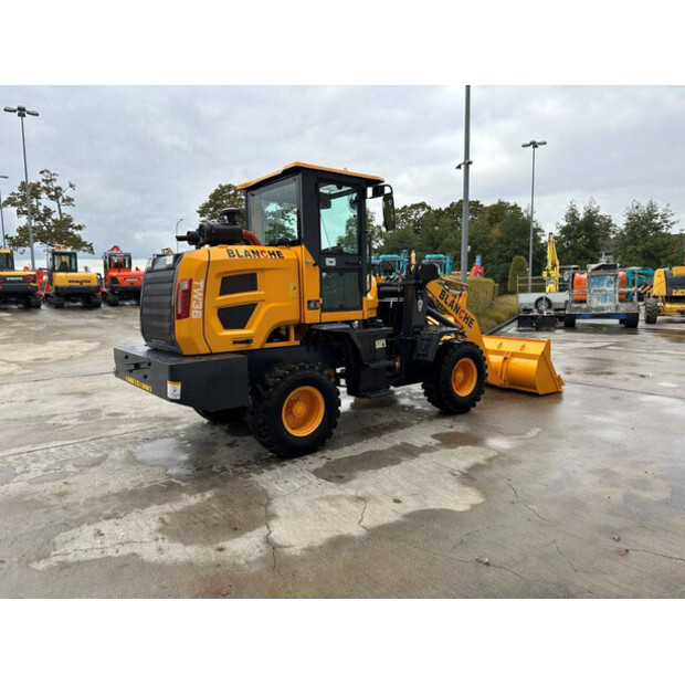 2025 Blanche TW36-44799081