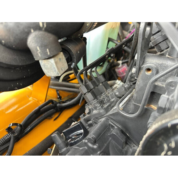 2018 JCB 520-40-44799209