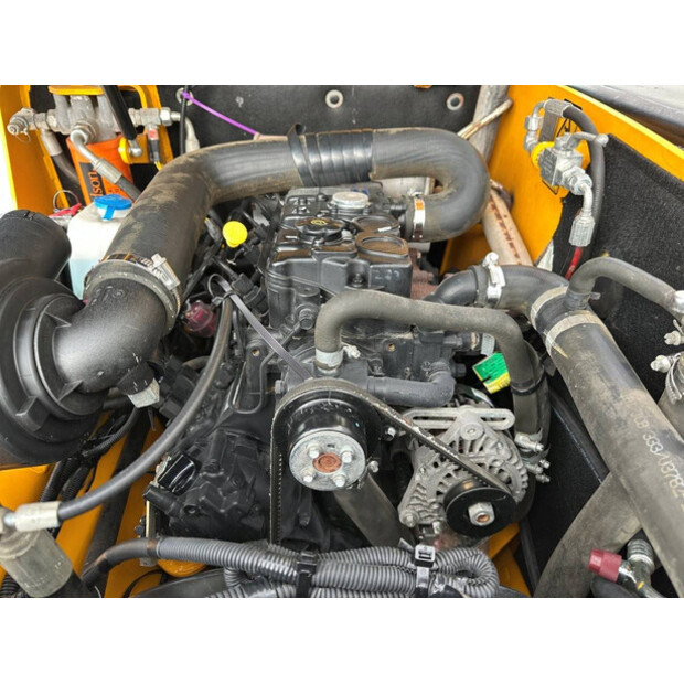 2018 JCB 520-40-44799210