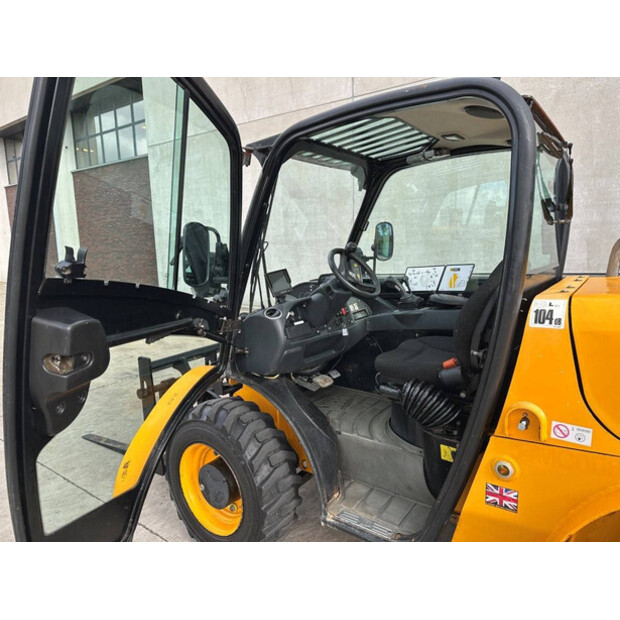 2018 JCB 520-40-44799215