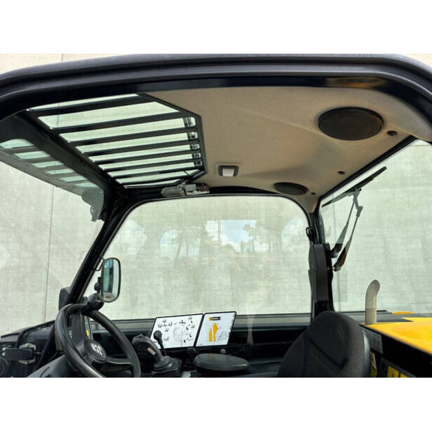 2018 JCB 520-40-44799217