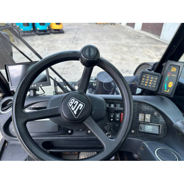 2018 JCB 520-40-44799220