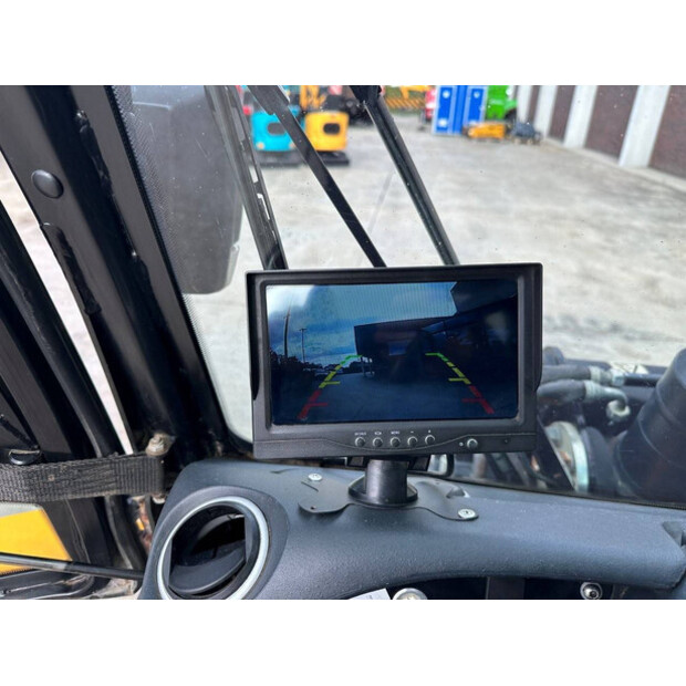 2018 JCB 520-40-44799221