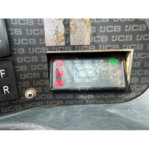 2018 JCB 520-40-44799231