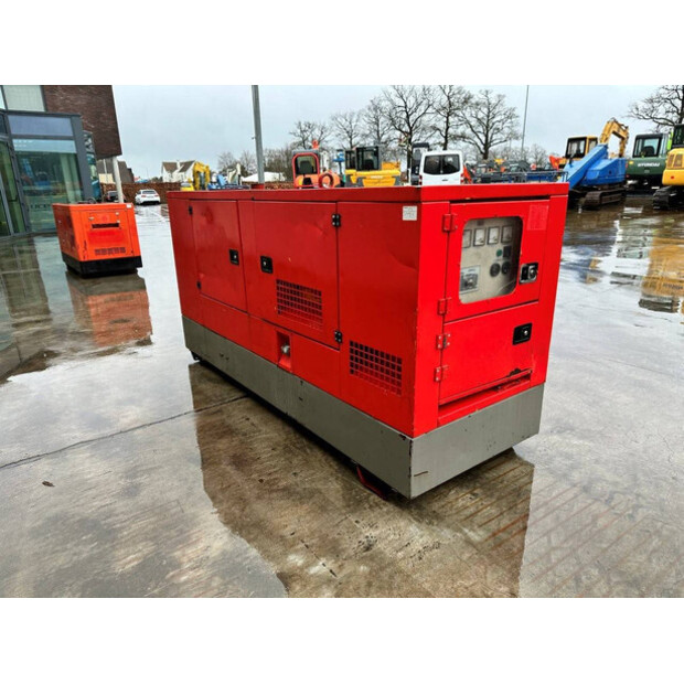 2005 جيسان DPS100-44799326