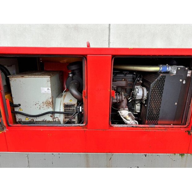 2005 جيسان DPS100-44799331