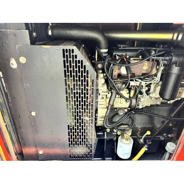 2005 جيسان DPS100-44799335