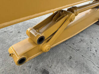 2025-caterpillar-320d-1402503-44799386