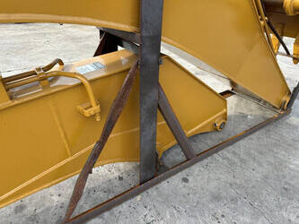 2025-caterpillar-320d-1402503-44799388