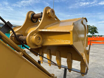 2025-caterpillar-320d-1402503-44799390