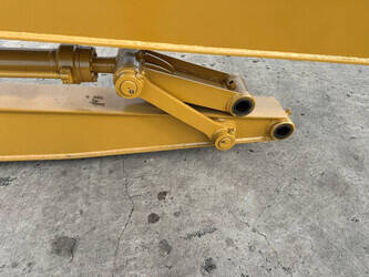 2025-caterpillar-320d-1402503-44799400