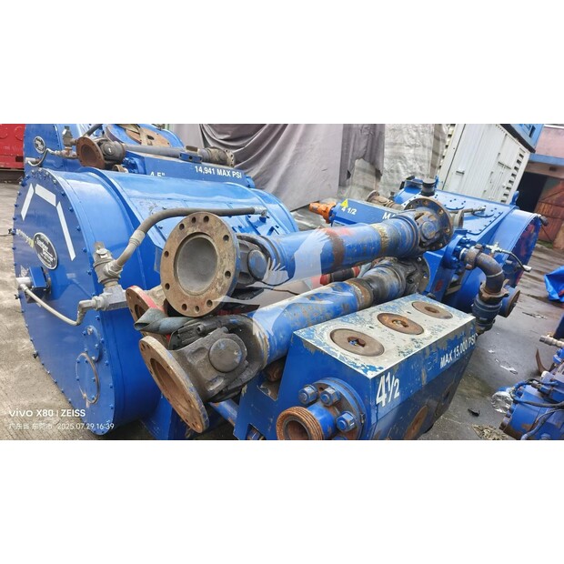 2010 SPM OIL & GAS TWS2250-44809996