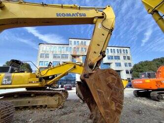 Image de PELLETEUSES 2023 Komatsu PC400LC-8R