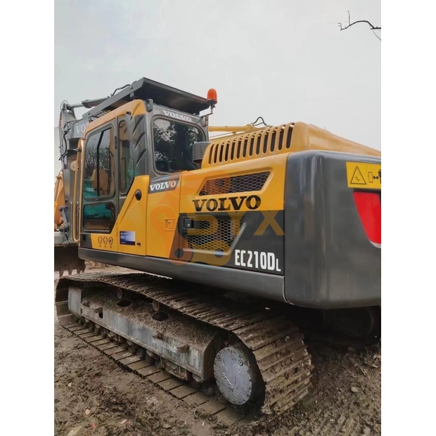 2021 Volvo EC240D-44812441