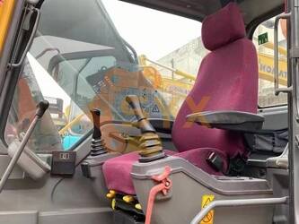 2021-volvo-ec240d-1402596-44812449