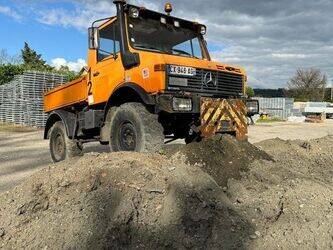 1984-mercedes-benz-unimog-44812504