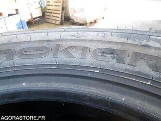 nokian-1402604-44812544