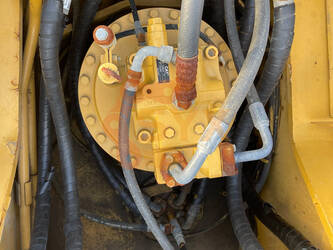 2023-caterpillar-336d-1402622-44812716