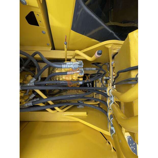 2023 Komatsu PC350-44813535